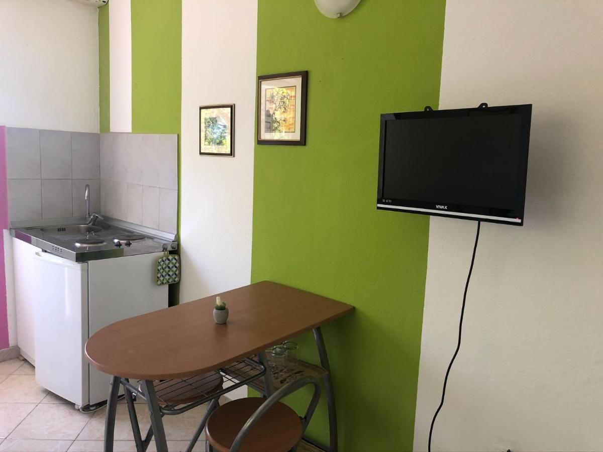 Apartamento Family Stakic Baška Voda Exterior foto